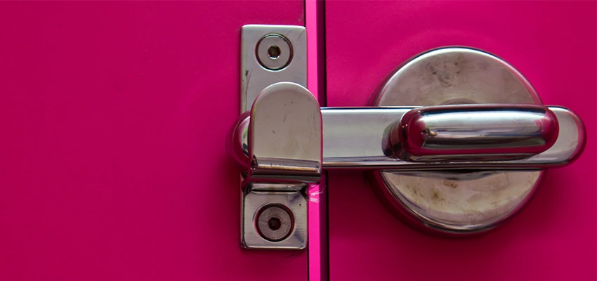 Childproof Gate Lock in Lockport, Illinois