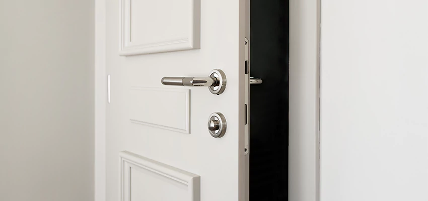 Folding Bathroom Door With Lock Solutions in Lockport, IL